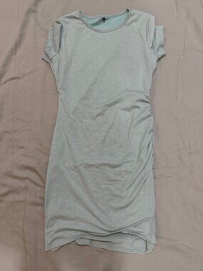 Women’s Mint Green Ruched Side Short Sleeve Mini Dress Size Small SKU051